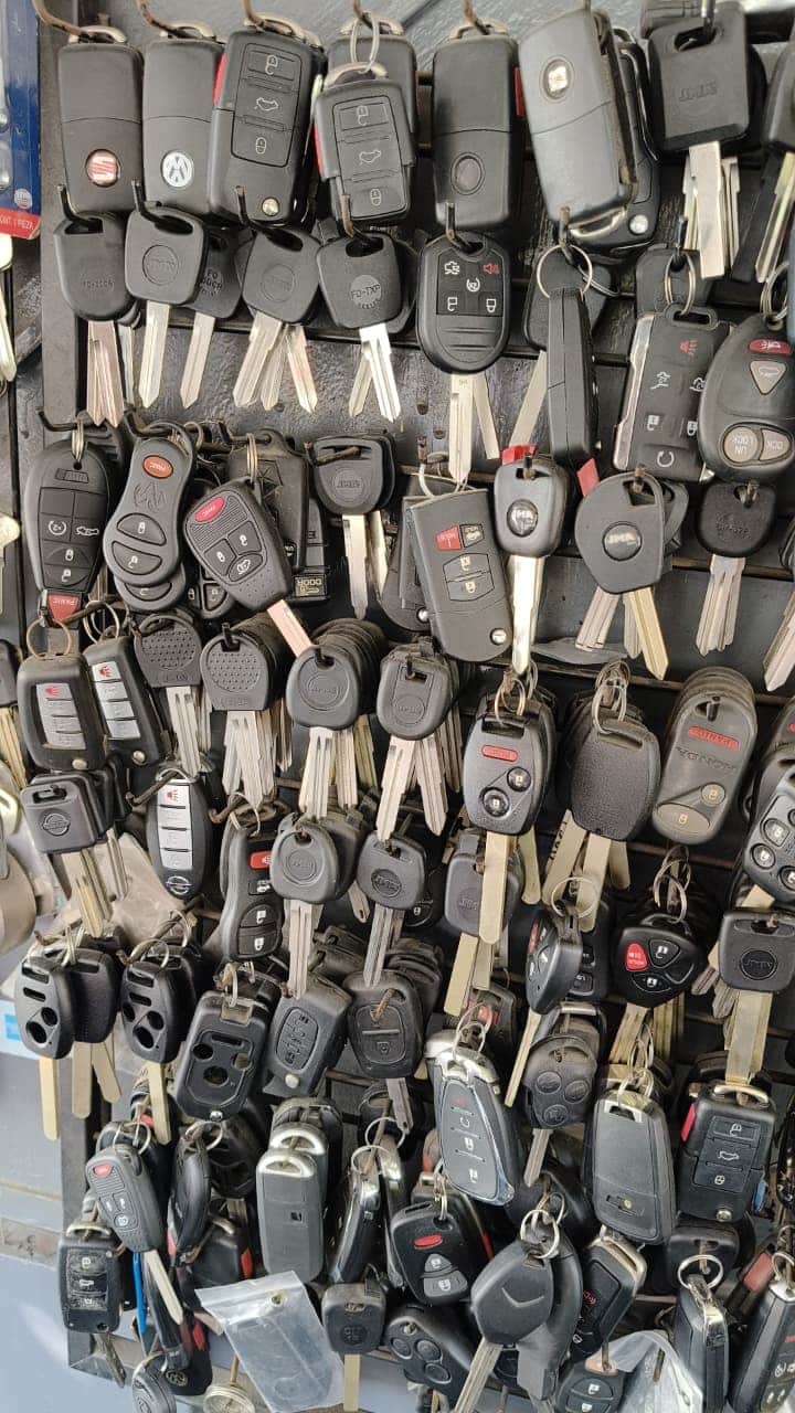 Llaves y controles de autos